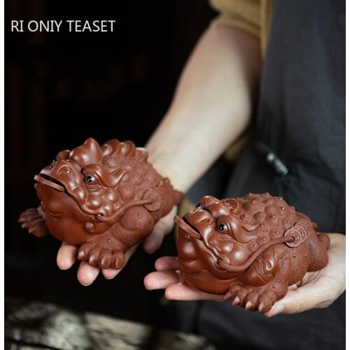 Yixing High-end Handmade Purple Clay Tea Pet Lucky Golden Toad Statue Ornaments Sculpture Tea Figurine Crafts Tea Set Decors
