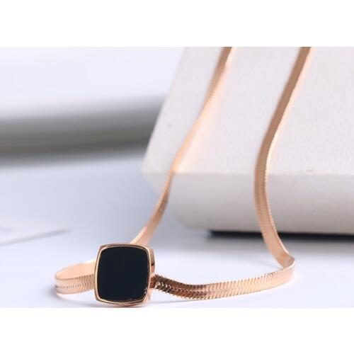18KGP Rose Gold Color Titanium Steel Black Square Pendant Necklace Women Fashion 316L Stainiless Jewelry (GN221)