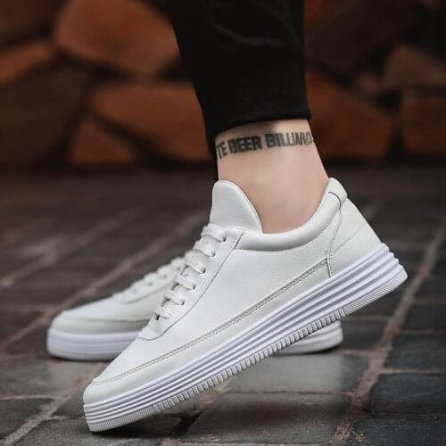 Mens Shoes 2021 Summer Newest Male Casual Shoes Comfy Breathable Little White Shoes Boy Fashion Running Shoes Male Gym Shoes