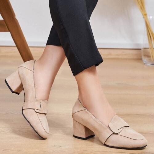 Mio Gusto Brand DONNA, 100% Genuine Suede Leather, Black / Beige/Tan, 5cm Low Heel, Womens Shoes