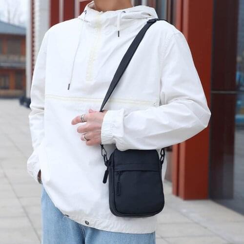 Fashion Shoulder Bag Men Travel Crossbody Pouch Waterproof Outdoor Phone Pouch Mini Men Handbag Solid Color Messenger Bags