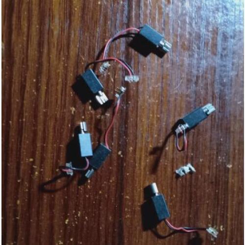 3V 4mm MIcro Small Linear Vibrator Motor With Connector Model 0408 Series Vibrating Pager Motor For CellPhone etc
