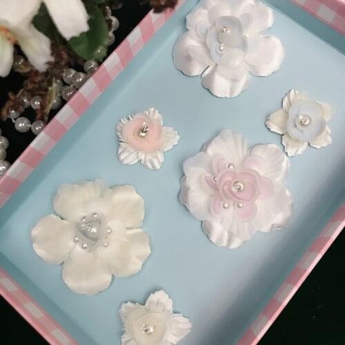 5pcs/lot Handmade 3D simulation Beaded Flower Sew On Patch for Clothing Beading Applique diy lace accessories wedding jewelry