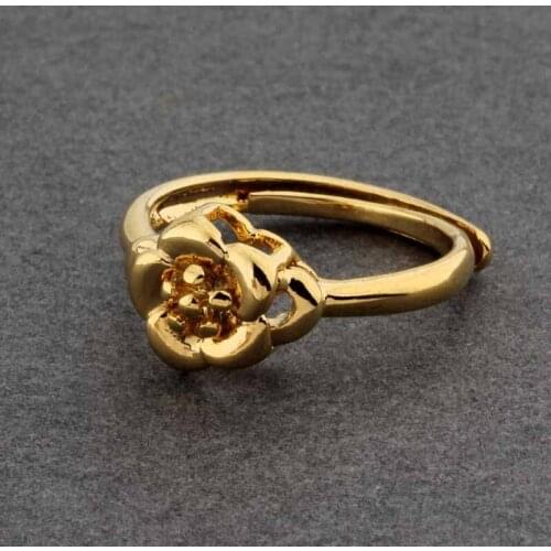 New Trend Ring Classic Flower Shape Design 16mm adjustable Gold Color Ring For Women Open Rings On Finger Party Jewelry 2021