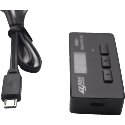 Car European DAB+ Digital Broadcast Receiver AUX No software installation required Car DAB+ receiving box with FM forwarding