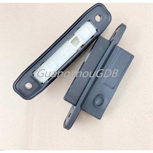 ForToyota Camry Sienna RX350 LX570 Car Rear Trunk Boot Luggage Switch Tailgate Door Key Button Neutral Packaging 84840-28040