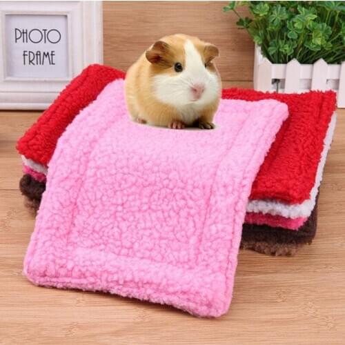 Soft Fleece Hamster Mat Plush Pet Hamster Cushion Mat Hedgehog Squirrel Warm Blanket Guinea Pig Bed Sleeping Bed Pet Products