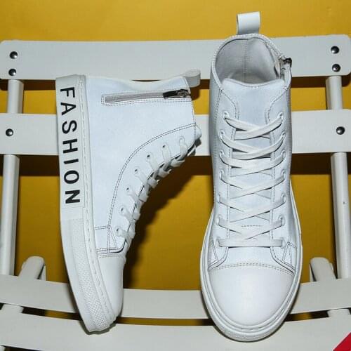 On white mens para breathable sneakers casuales Light man mesh slip spring sport leisure men hombre sapato Breathable top 2020