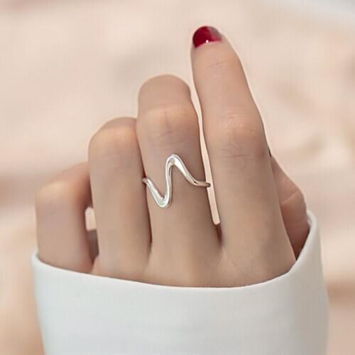 Fashion Ocean Wave Silver Plated Ring Polished Delicate Gold Color Ring for Women Wedding Band Jewelry Fashion Ring Party Gifts