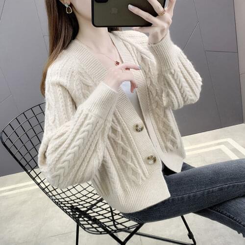 Womens long-sleeved V-neck knitted cardigan 2021 new autumn and winter Korean loose short sweater jacket women all-match
