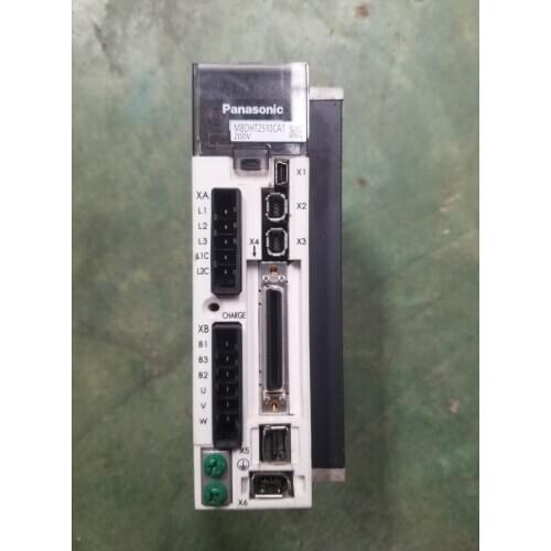 MBDH2510CA1 servo driver, used in good condition . 85% appearance new , good working , free shipping