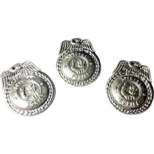 100 pcs Plastic Silver Police Badges E583 Pinata Birthday Party Favors Bags Toys School Prize Gift gadget souvenirs giveaways