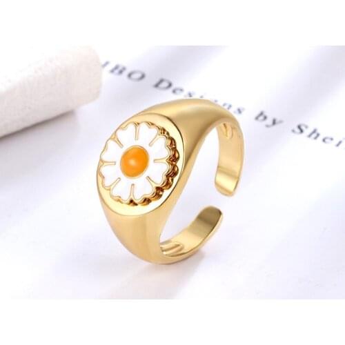 2021 Retro Ring Female Daisy Tulip Summer Egg Flower Ring Fashion Personality Ring Flower Rings For Women Vintage Flower Rings