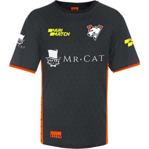 FS Holding Clothes For Fishing