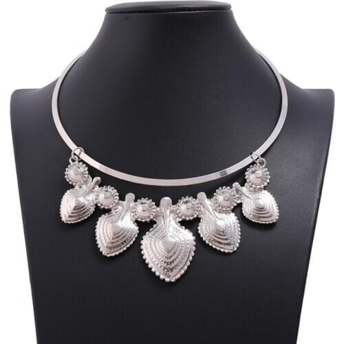 LZHLQ Female Metal Necklaces Ethnic Statement Pendants Necklace Women Jewelry