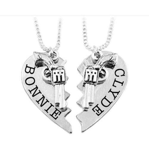 A Pair Fashion Creative Jewelry Thelma Louise/Bonnie Clyde PUBG Game Revolver Love Stitching Couple Pendant Necklace