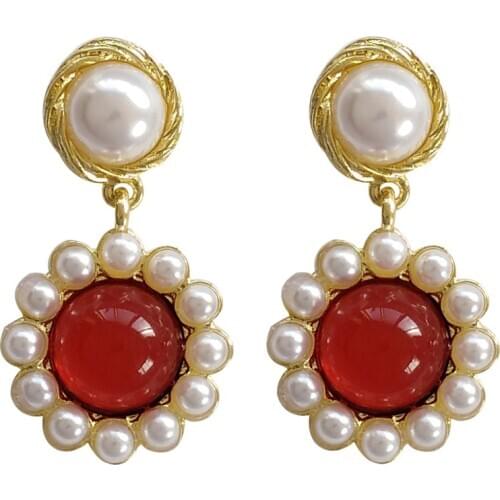 Korean Style Retro Small Simulated Pearl Clip Earrings No Pierced Ears Temperament Resin Red Stone Fake Piercing Earrings Women