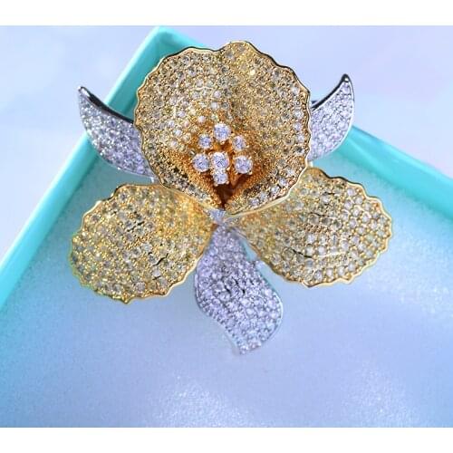 Luxury Big Orchid Pin Elegant Zircon Rhinestone Brooch Pin Crystal Flowers Brooches for Women Wedding Jewelry Christmas Gifts