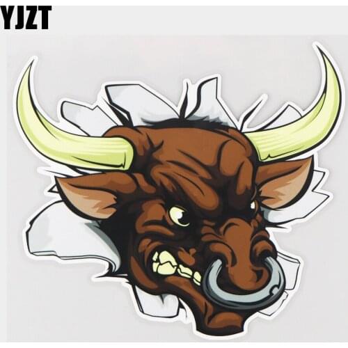 YJZT 18.5×16.6CM Brown Bull Breaking The Wall Fashion Auto Door Decoration Decals Car Sticker 21A-0243
