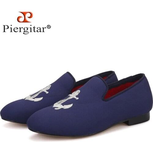 Piergitar 2021 Navy Canvas Childrens Flat Handmade Embroidery Kid Loafers Same Design Parent-Child Shoes Red Cotton Insole