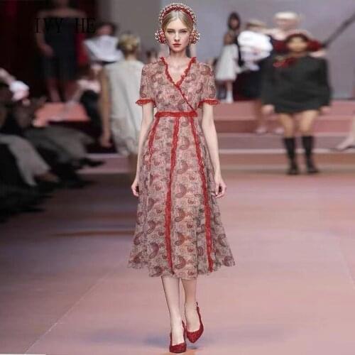 IVY HE Summer Womens Dress 2021 European And American New V-Neck Short Sleeve Lace Edge Stitching Waist Swing Print Dresses