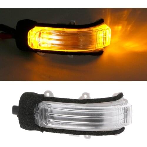 Car Left Is Cab /Right Is Co-pilot Rearview Turn Signal Light For TOYOTA COROLLA AURIS ZELAS REIZ MARK X Yellow Vehicle Bulb