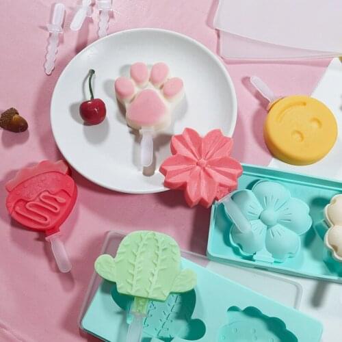 Aki's Gift Ice Cream Makers