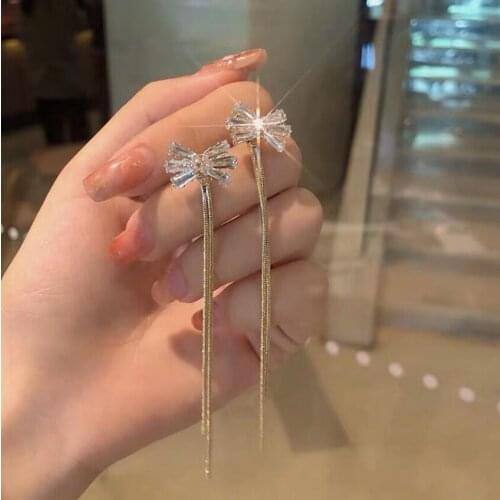 2020 New Trend Shiny Crystal Bowknot Dangle Earrings For Women Jewelry Long Metal Tassel Elegant Sweet Temperament Drop Earring