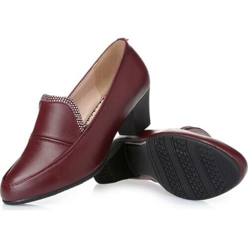 Hot Spring shoes women genuine leather 2020 new rhinestone breathable big size comfortable light mother shoes women footwear