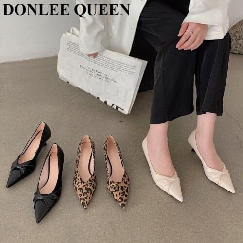 Fashion Brand Leopard Pumps Women Pointed Toe Low Heel Shoes For Party Dress Office Shoes Elegant Pleated Pumps Zapatillas Mujer