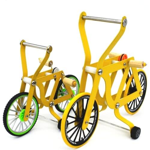 1pc Bird Intelligence Training Toy Parrot Bike Toy Two-Wheel Educational Bird Foot Talon Toy Parrot Bicycle Toy Bird Vividly