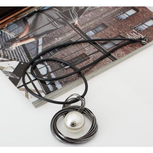 Wholesale Sales Sweater Chain Punk Fashion New Necklace Temperament Simple Pearl Necklace Long Paragraph Lady Sweater Chain