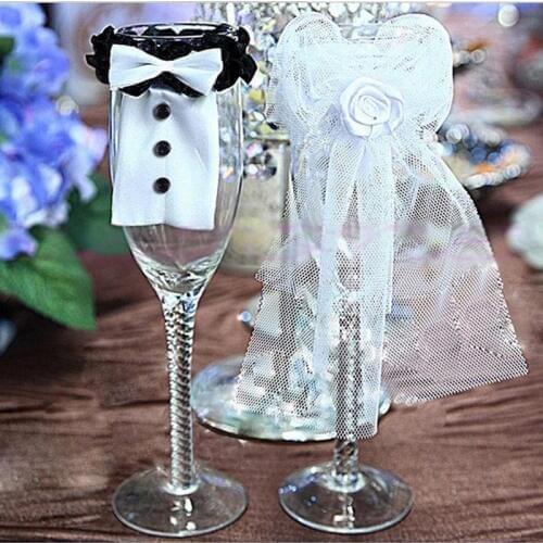 2019 Beautiful Groom tux Bridal Veil Glass Champagne flutes bride and groom wedding / engagement Party Decoration Supplies New