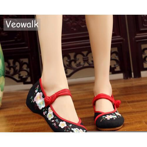 Veowalk Chrysanthemum Embroidered Women Canvas Mary Jane Flats Shoes Ladies Comfortable Cotton Working Ballerinas for Teachers