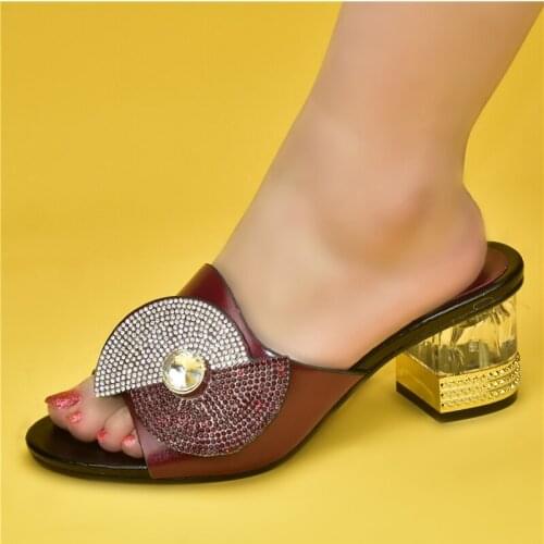 New Arrival Elegant Luxery African Women Party Shoes Decorated with Rhinestone Wedding Shoes for Women Bride Open Toe Pumps