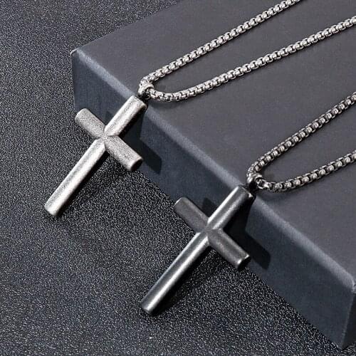 European and American hip-hop trend HipHop with chain, stainless steel jewelry, personalized retro cross titanium steel pendant
