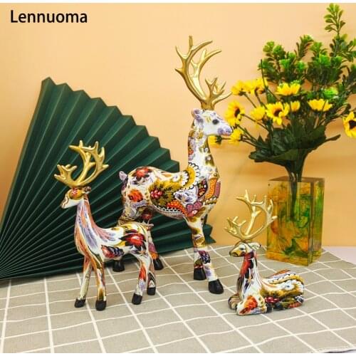 Painted Elk Resin Home Decor Lucky Deer Statue Luxury Style Creative Craft Reindeer Figurines For Living Room, Bedroom, Desktop