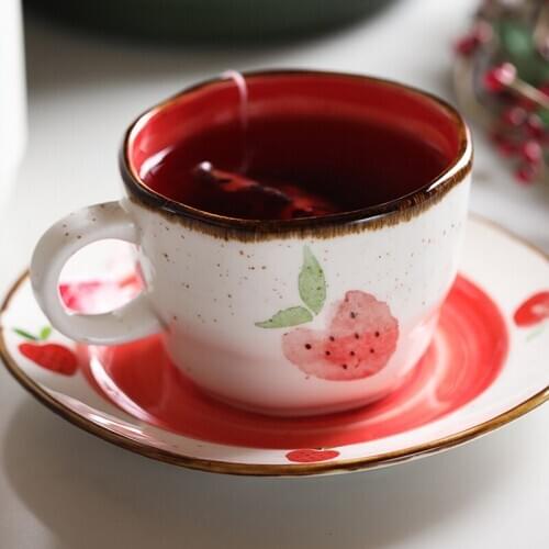 Cute retro pastoral red strawberry ceramic coffee cup black tea cups
