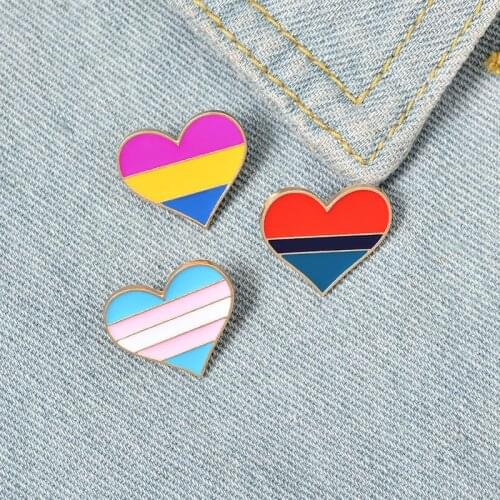 Creative Color stripes Pink Blue Purple Brooches Sweet Heart Enamel Pins Bag Shirt Button Badge Jewelry Gift for Friends Lovers