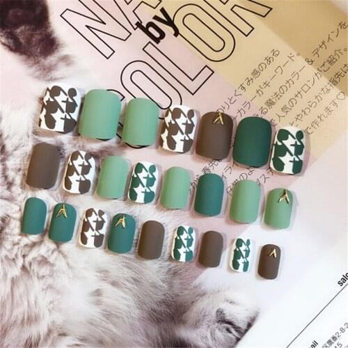 24Pcs/Set False Nails Tips Women Green Paragraph Fake Finger Nails Lady Full Nails Tips DIY Nail Art Tools