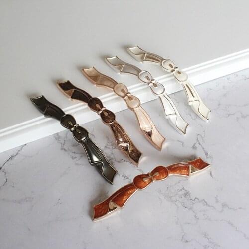 Light Luxury Bow Amber Handle Zinc Alloy Cabinet Drawer Wardrobe Door Handle Solid Furniture Handle