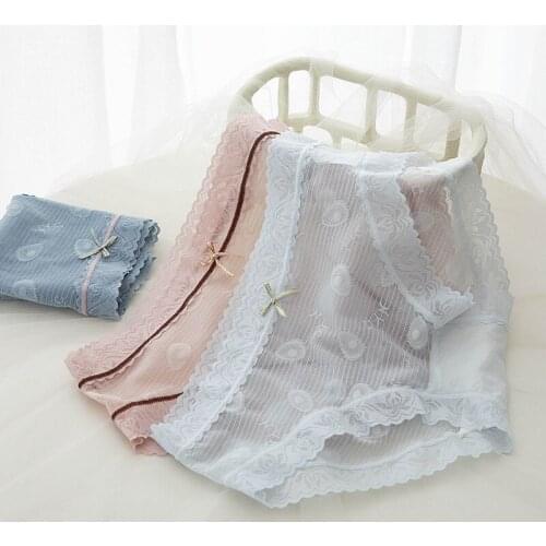 New Style Womens Underwear Sexy Lace Panties Fashion Hollow Out Comfort Briefs Mid Waist Seamless Underpants Female Lingerie