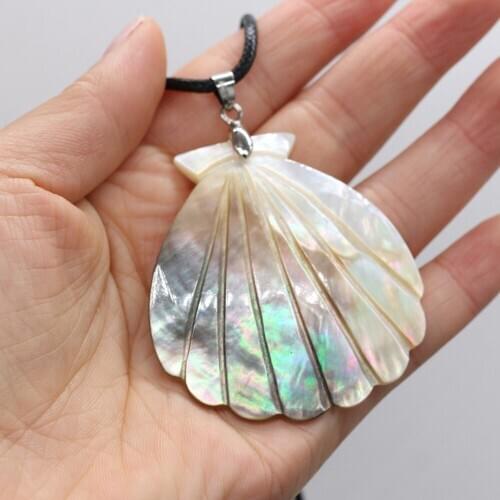 Natural Mother of Pearl Shell Pendant Necklace Scallop shape Chic Choker Ocean Gift for Women Boho Charms Necklace Jewelry