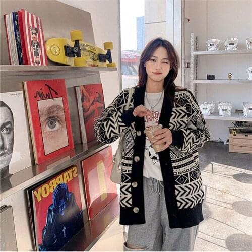 2021 new early autumn womens elegant ladies geometric retro knitted sweater cardigan shirt loose V-neck knitted jacket