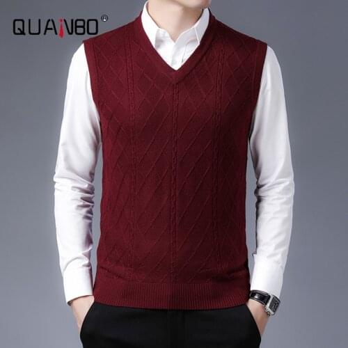 QUANBO 2021 Spring AutumnMens Classic Knit Sleeveless Sweater Vest Fashion V-Neck Business Casual Pullover Gilet Brand Clothing