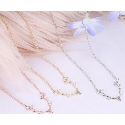 1Pcs Deer Antler Deer Horn Pendant Necklace Christmas Jewelry Gift For Women