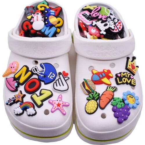 CSBL Cartoon Removable PVC Soft Rubber Shoe Buckle Hole Shoes Childrens Garden Shoes Flower Embroidery Shoes Decoration