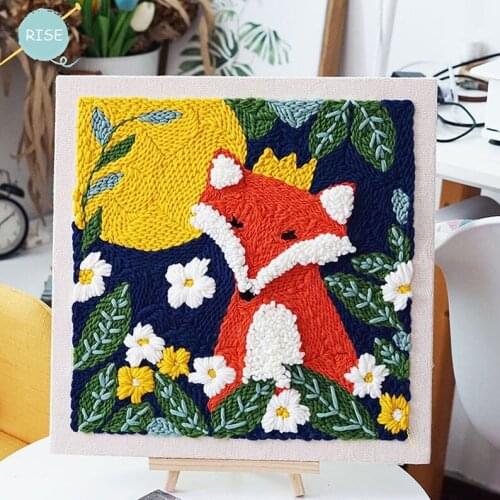 Crown fox pattern rug hooking kits, handcraft punch needle kit, yarn pattern kit for beginner, DIY embroidery kit