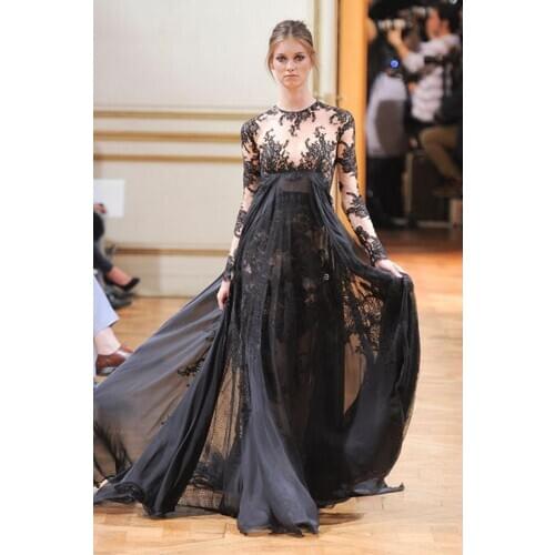 فساتين مشاهير Fashion Black Long Sleeves Evening Gowns Prom A-Line Lace Applique Covered Buttons Arabic Dubai Celebrity Dresses