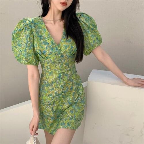 Retro French tea break floral dress female summer 2021 new short design slim waist green dresses female